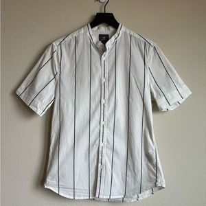 H&M Muscle Fit Short Sleeve Button Down